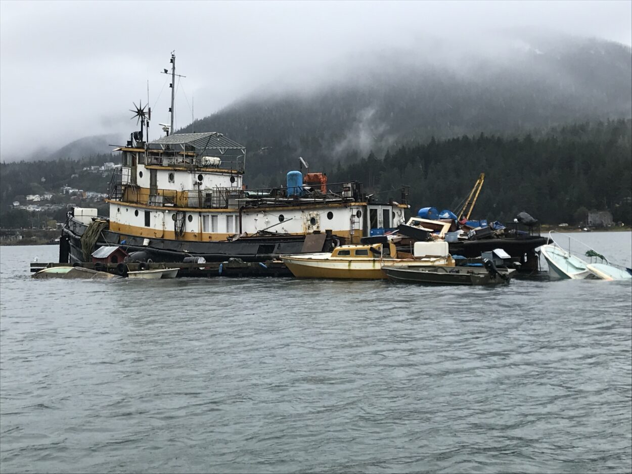 Coast Guard tugboat Public troublesome Lumberman Juneau\'s - Alaska Media scuttles