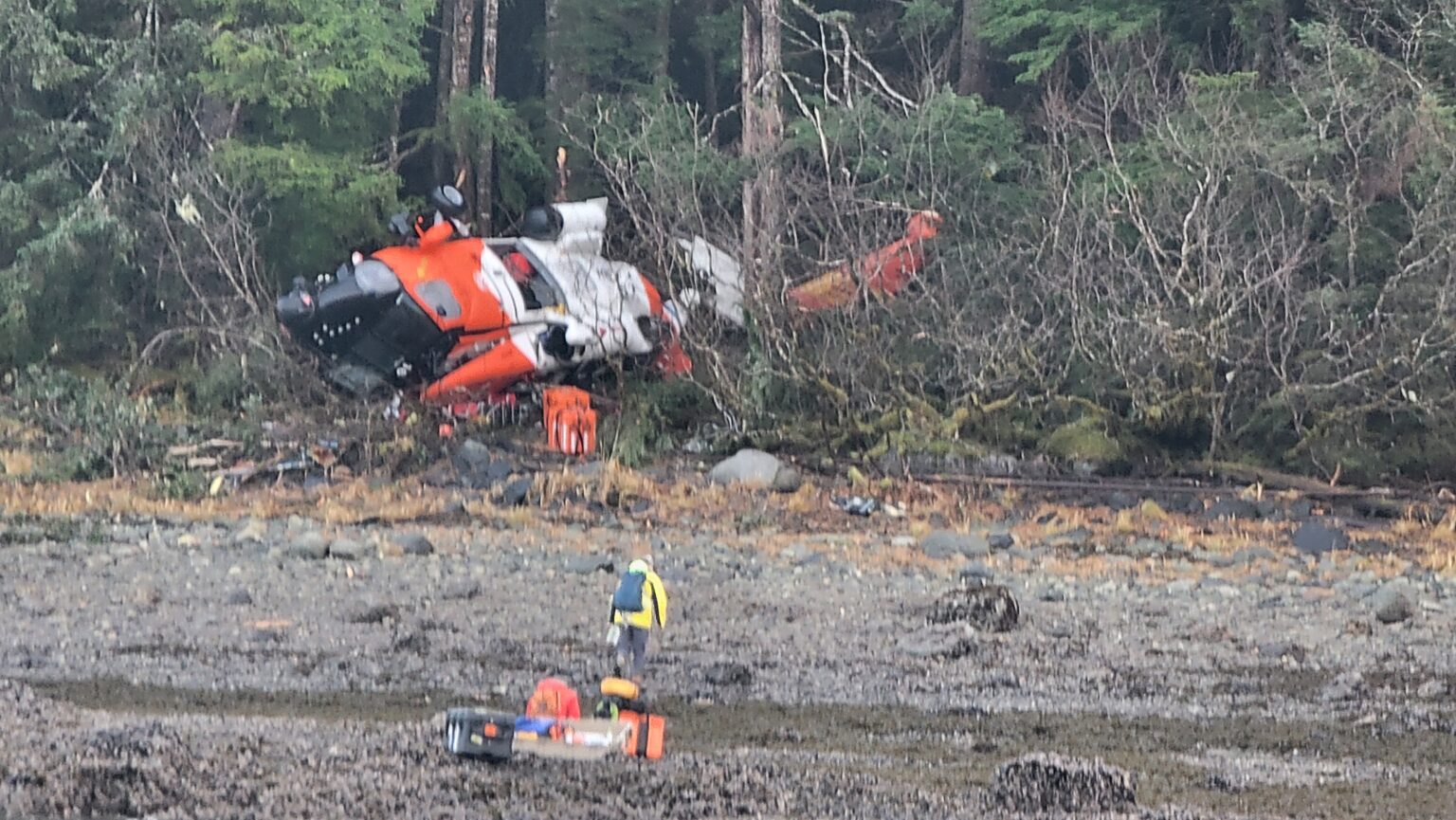 Rescuers reflect on U.S. Coast Guard helicopter crash - KFSK